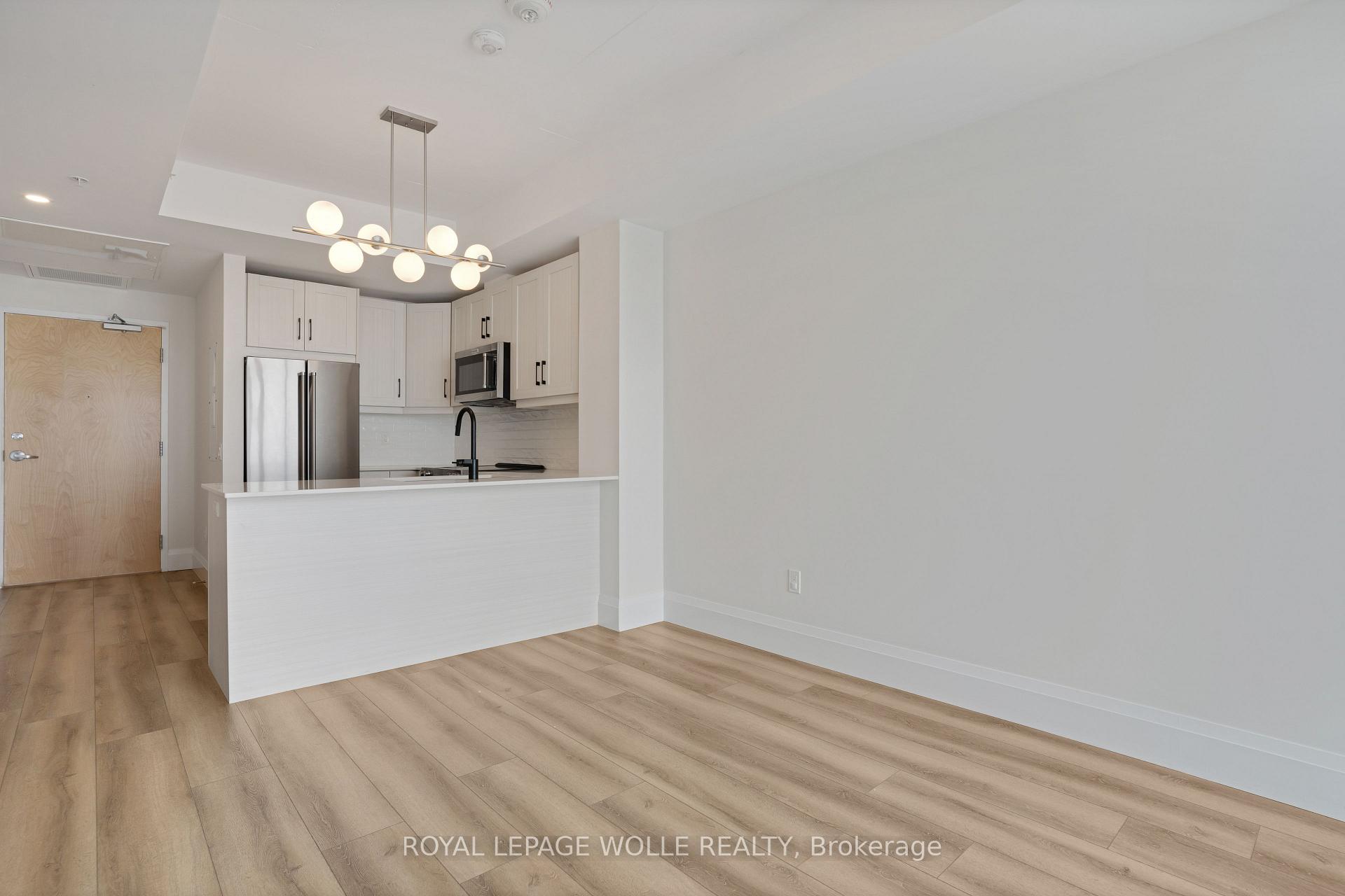 Photo 21 of Unit 1904, 60 Charles Street W, Kitchener, City Commercial Core — HOMEH