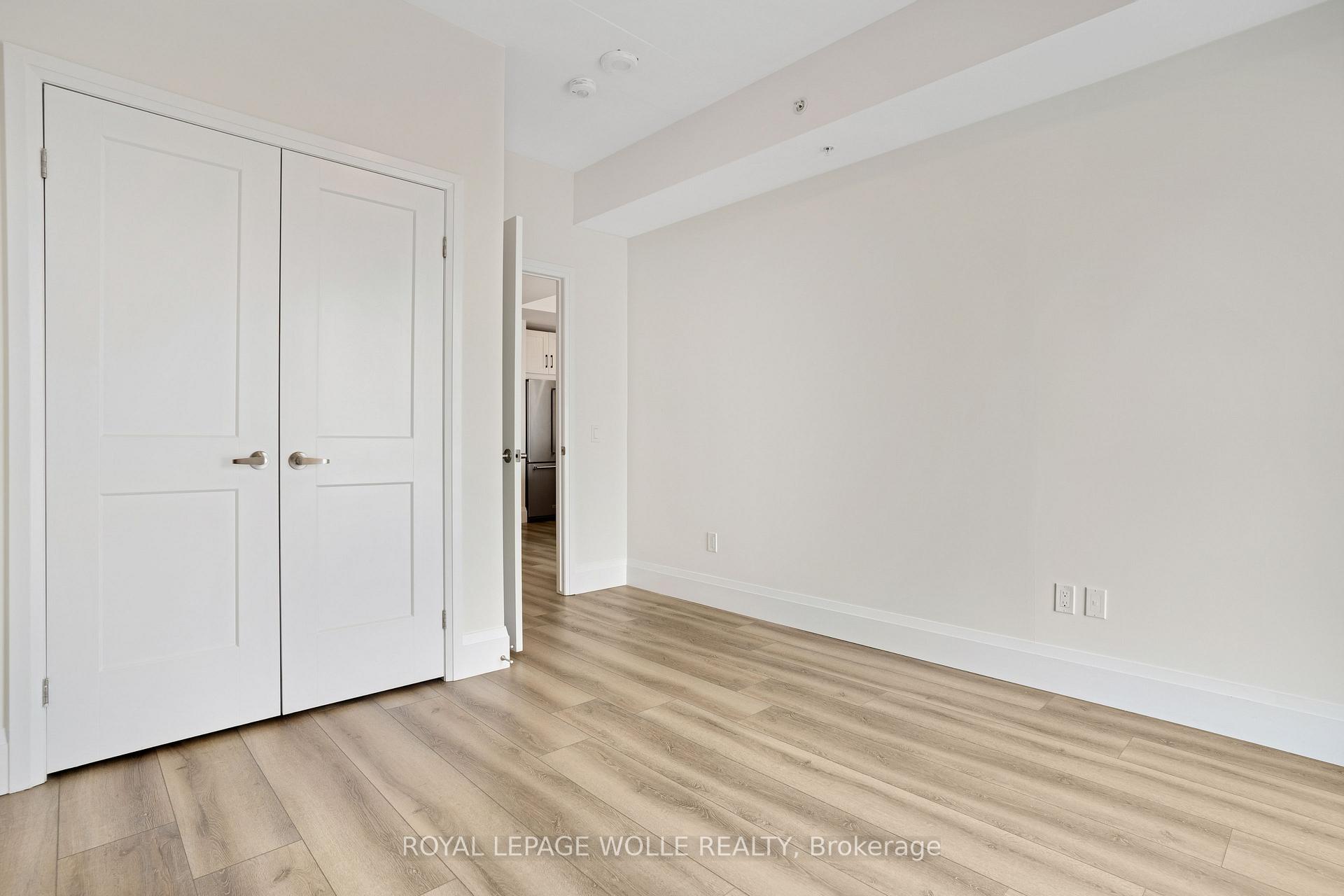 Photo 25 of Unit 1904, 60 Charles Street W, Kitchener, City Commercial Core — HOMEH