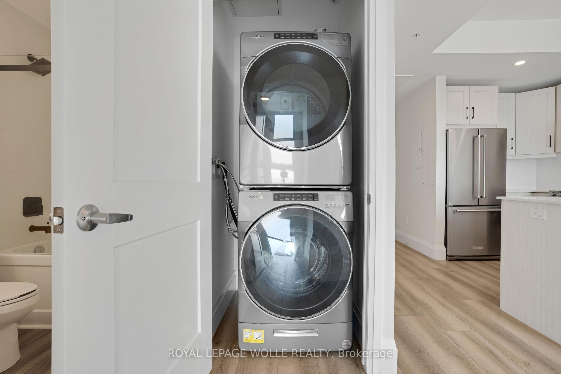 Photo 27 of Unit 1904, 60 Charles Street W, Kitchener, City Commercial Core — HOMEH