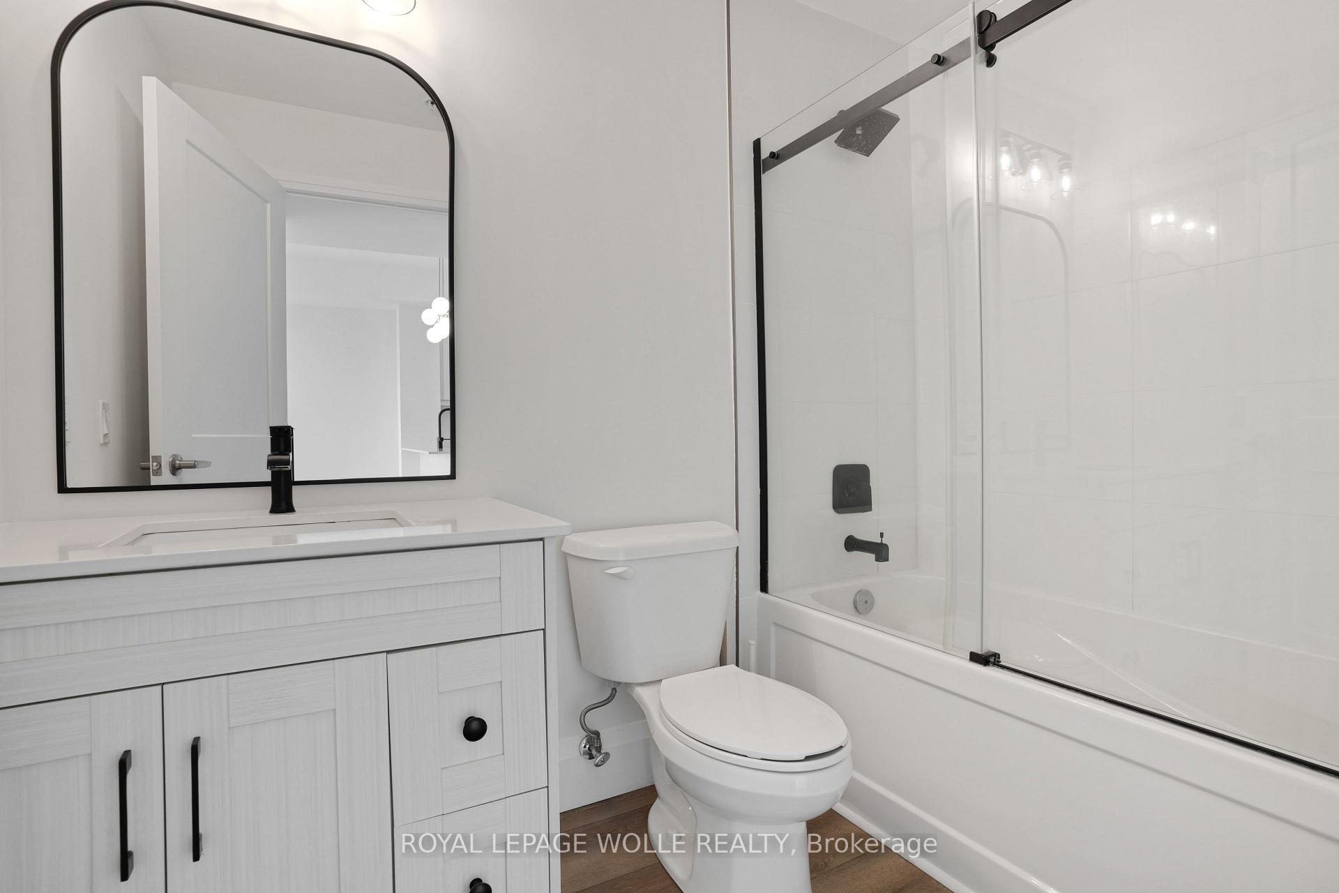 Photo 30 of Unit 1904, 60 Charles Street W, Kitchener, City Commercial Core — HOMEH