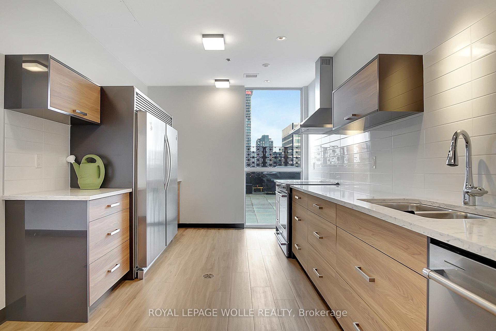 Photo 38 of Unit 1904, 60 Charles Street W, Kitchener, City Commercial Core — HOMEH