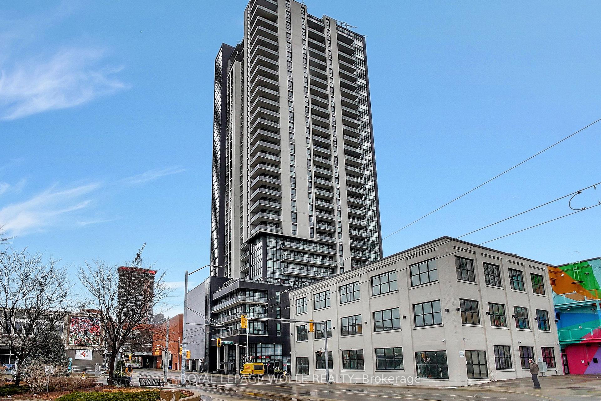 Photo 43 of Unit 1904, 60 Charles Street W, Kitchener, City Commercial Core — HOMEH