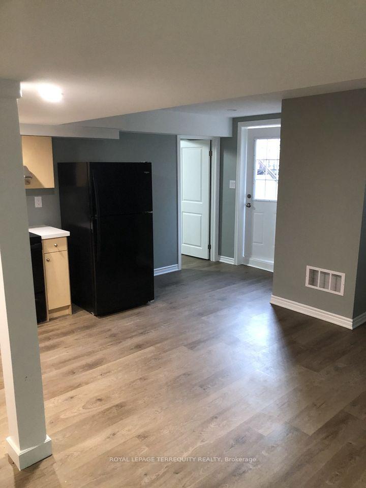 Photo 5 of Unit Basement, 26 George Robinson Drive, Brampton, Credit Valley — HOMEH