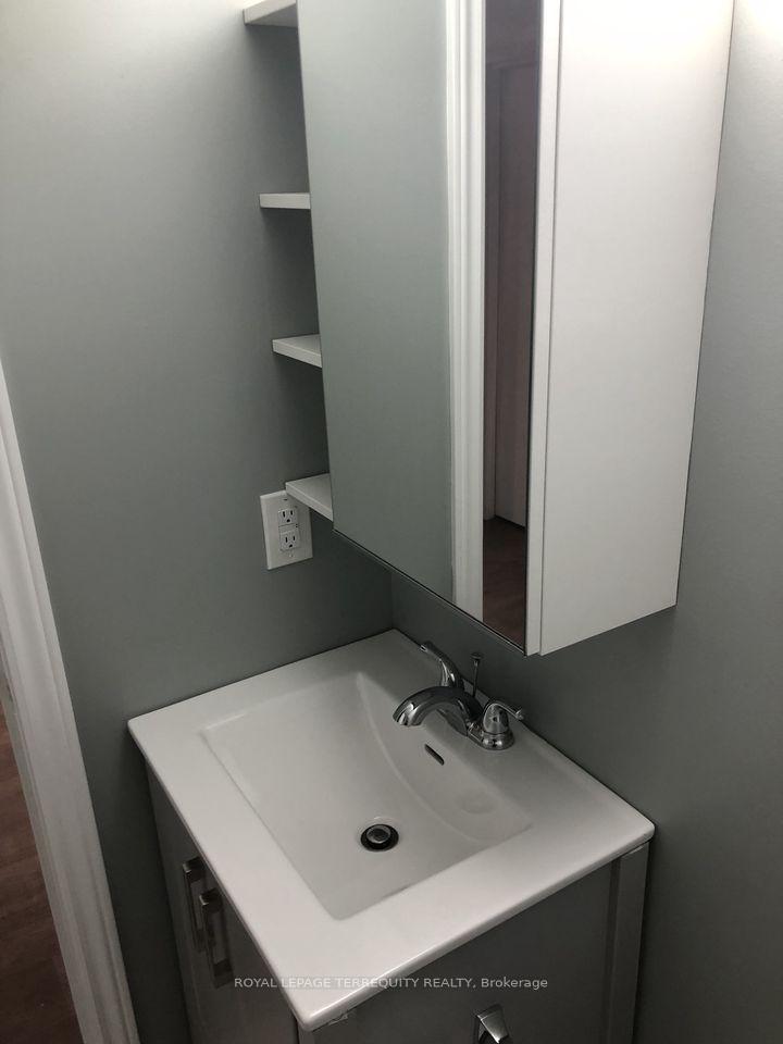Photo 10 of Unit Basement, 26 George Robinson Drive, Brampton, Credit Valley — HOMEH