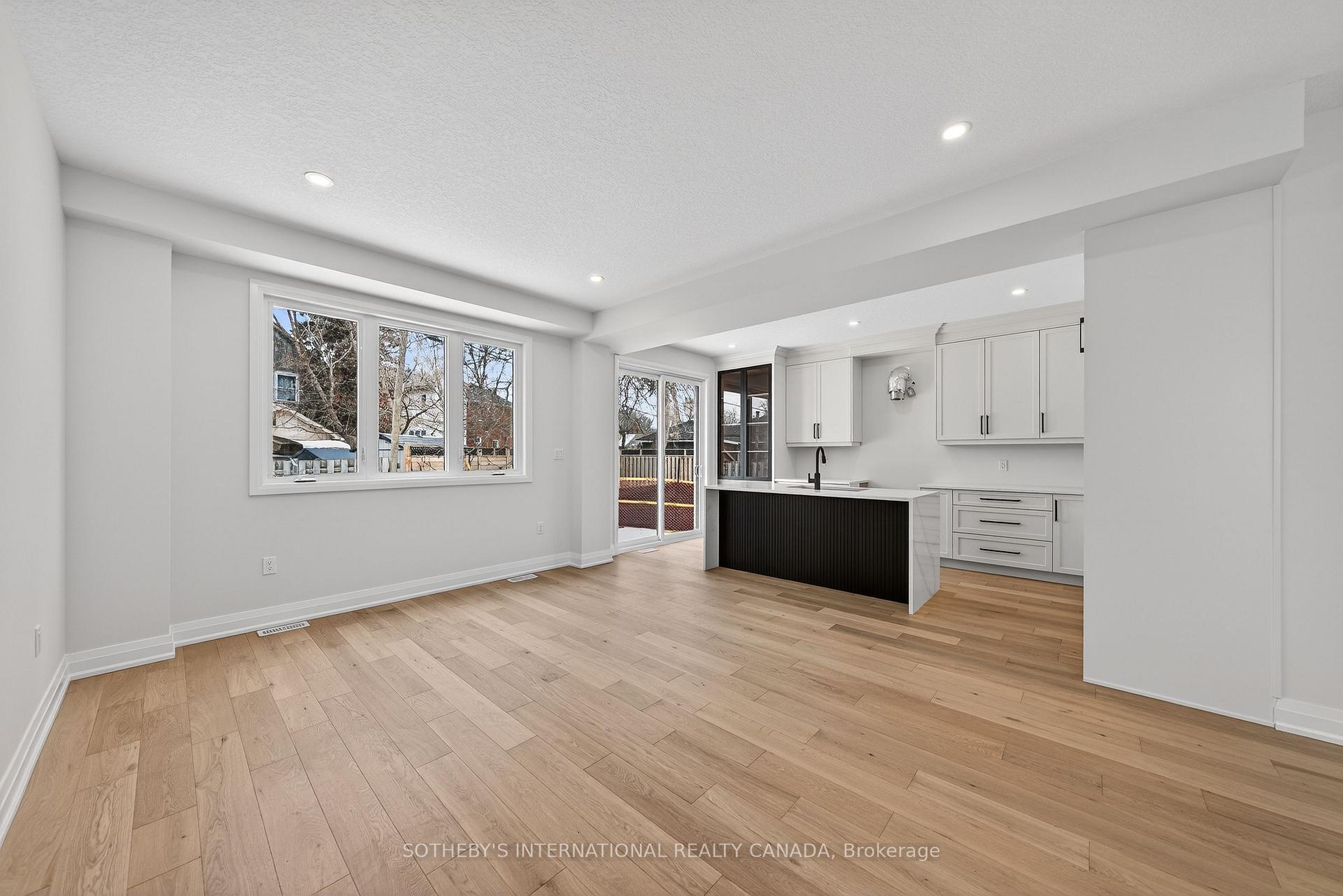 Photo 8 of 42 Rich Avenue, Cambridge, East Galt — HOMEH