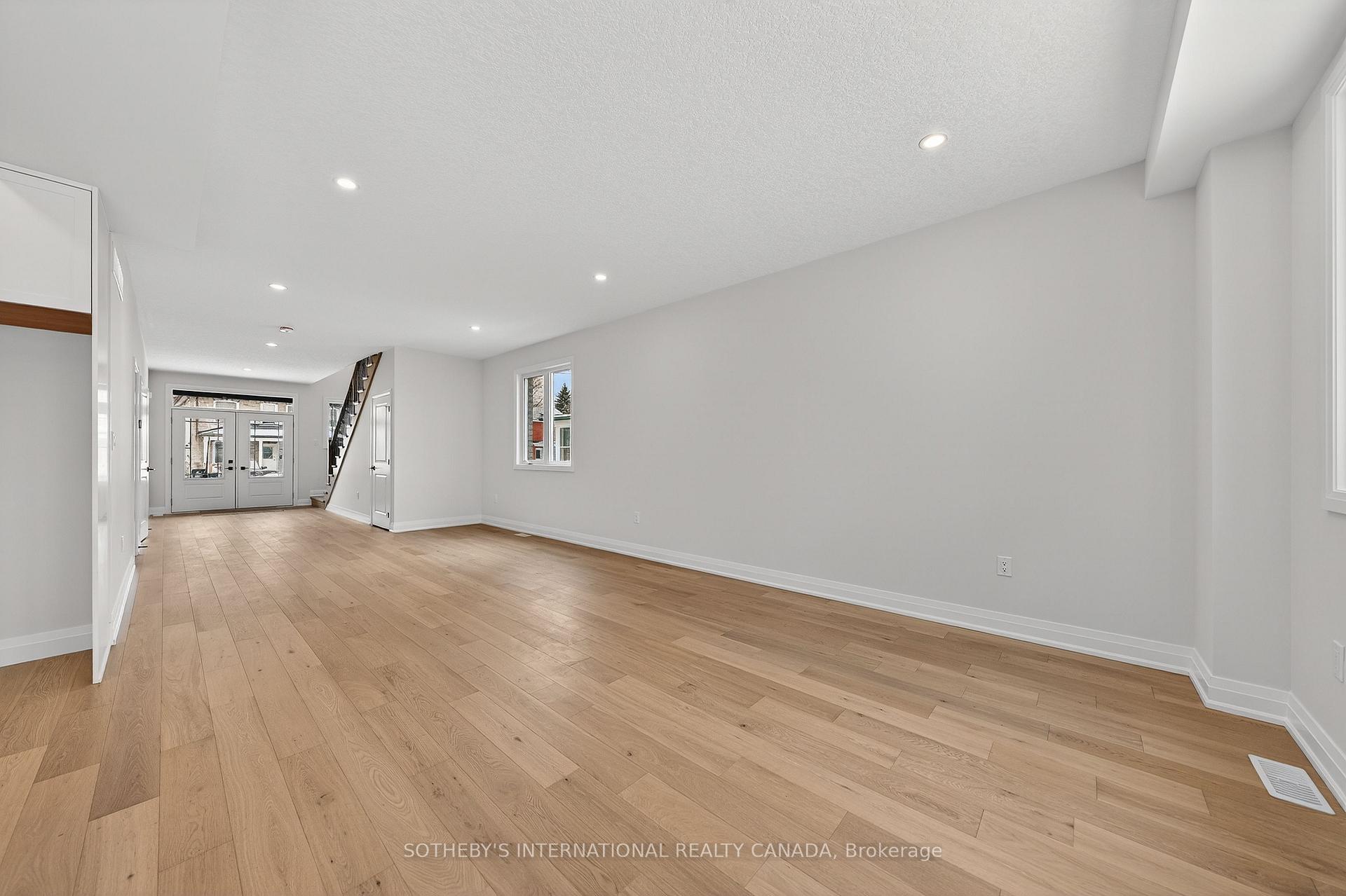 Photo 9 of 42 Rich Avenue, Cambridge, East Galt — HOMEH