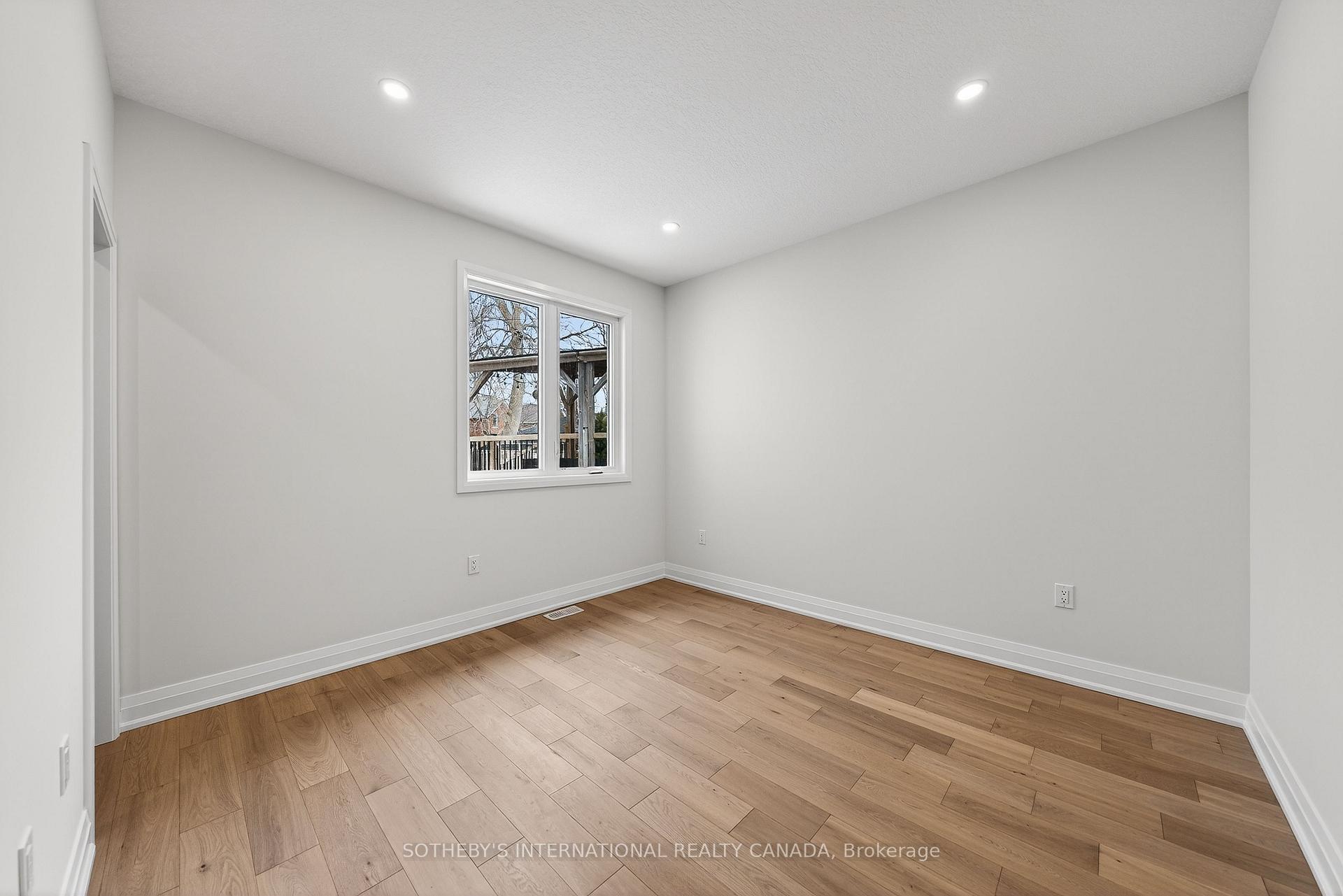 Photo 20 of 42 Rich Avenue, Cambridge, East Galt — HOMEH