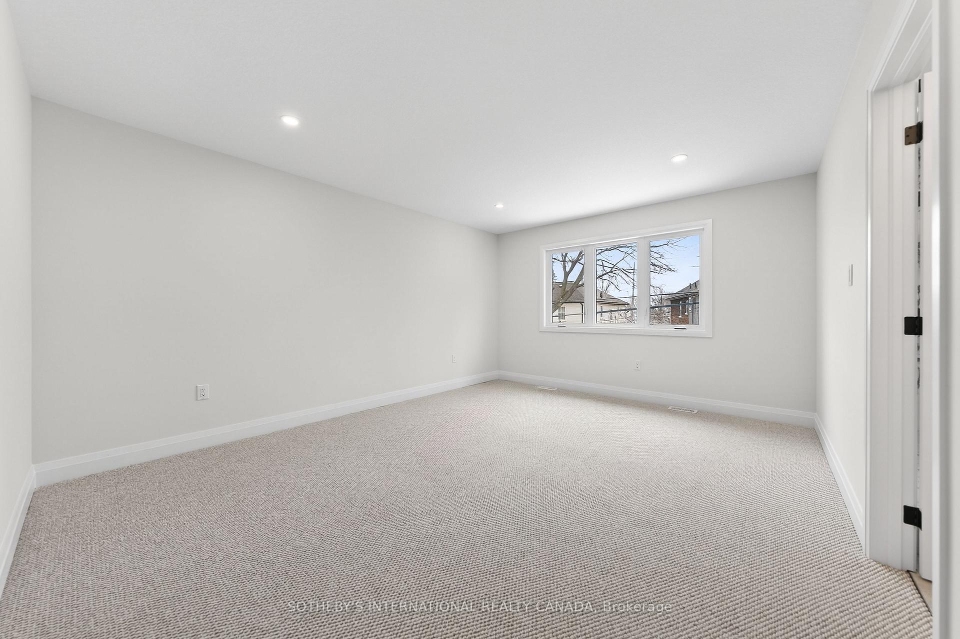 Photo 26 of 42 Rich Avenue, Cambridge, East Galt — HOMEH