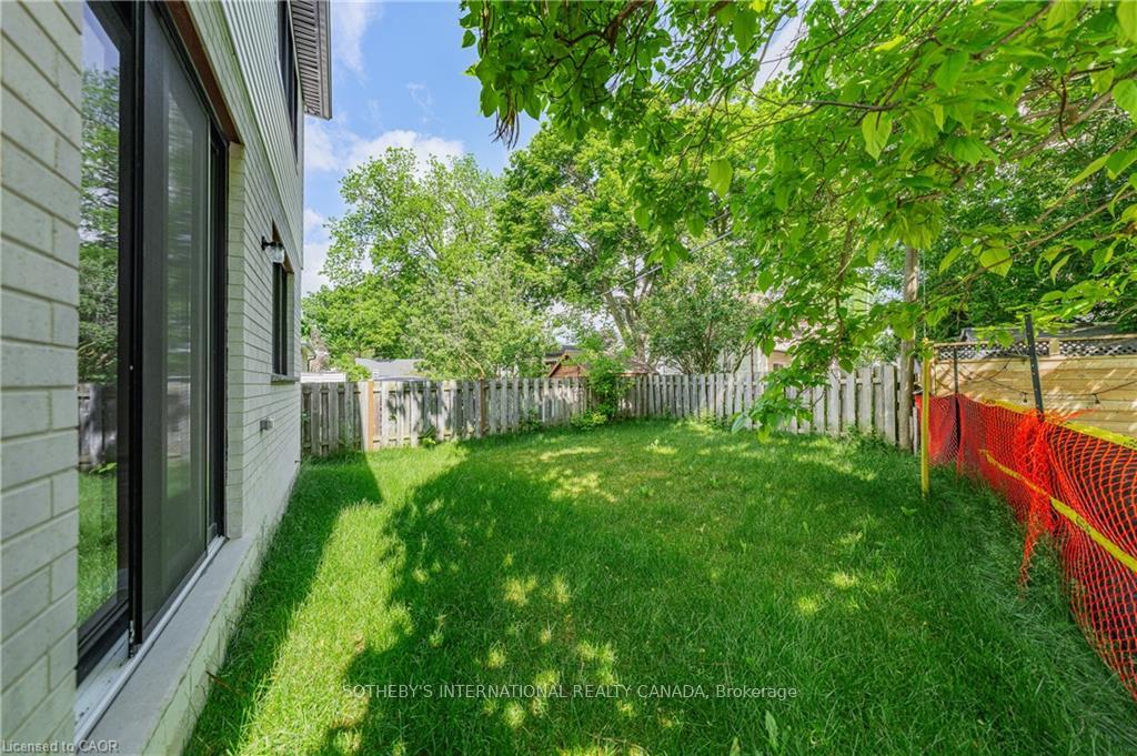 Photo 48 of 42 Rich Avenue, Cambridge, East Galt — HOMEH
