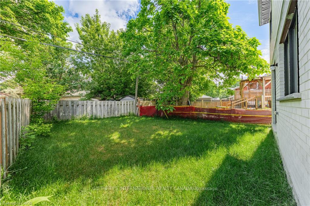 Photo 49 of 42 Rich Avenue, Cambridge, East Galt — HOMEH