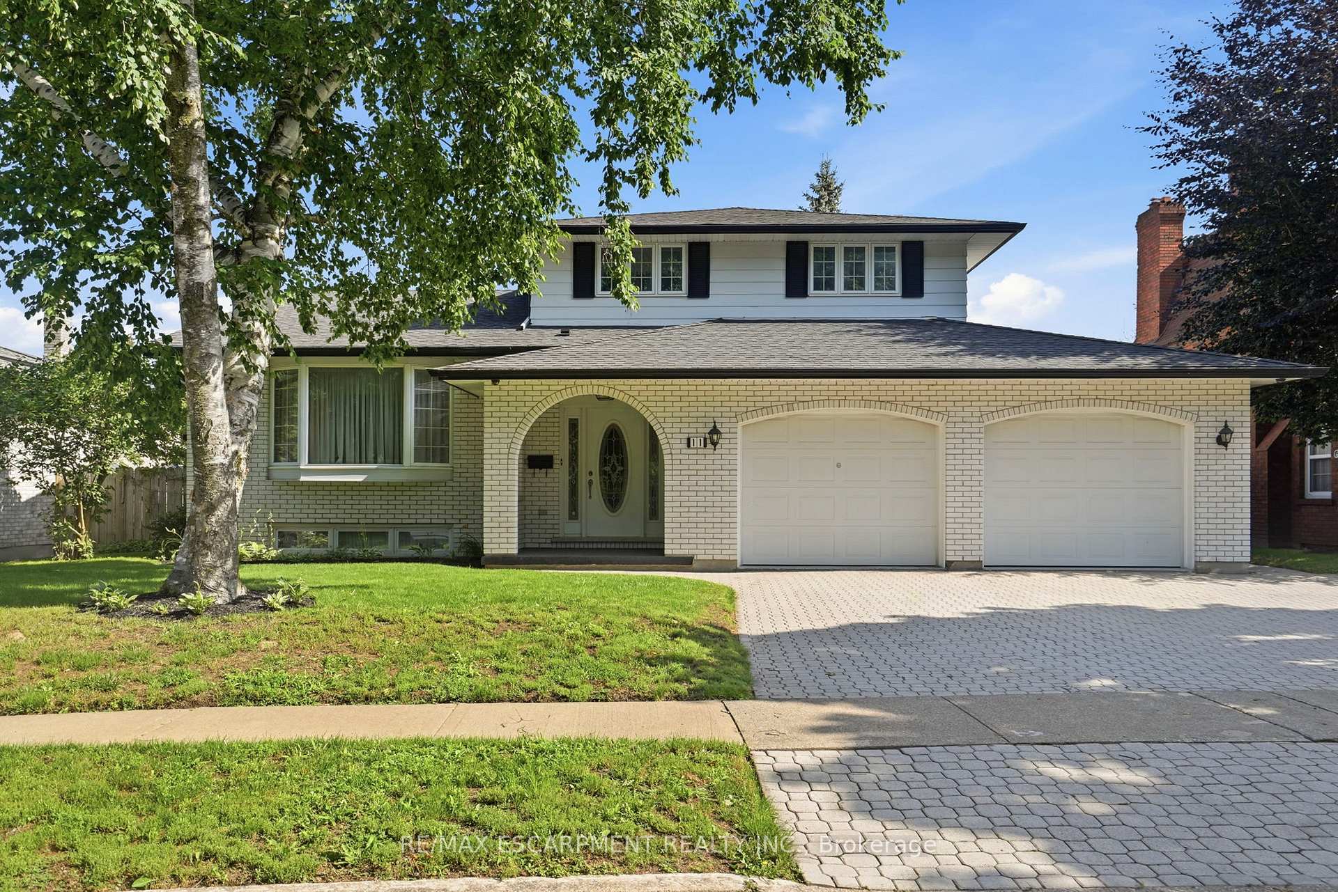 Photo 1 of 11 Tanera Crescent, St. Catharines, Carlton/Bunting — HOMEH
