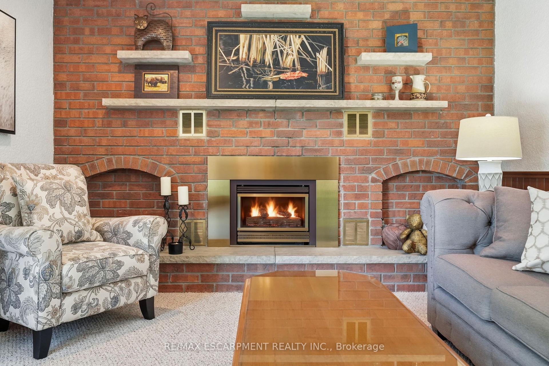 Photo 12 of 11 Tanera Crescent, St. Catharines, Carlton/Bunting — HOMEH
