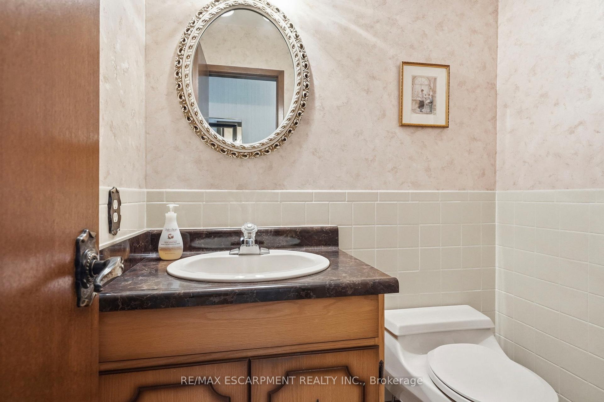 Photo 22 of 11 Tanera Crescent, St. Catharines, Carlton/Bunting — HOMEH