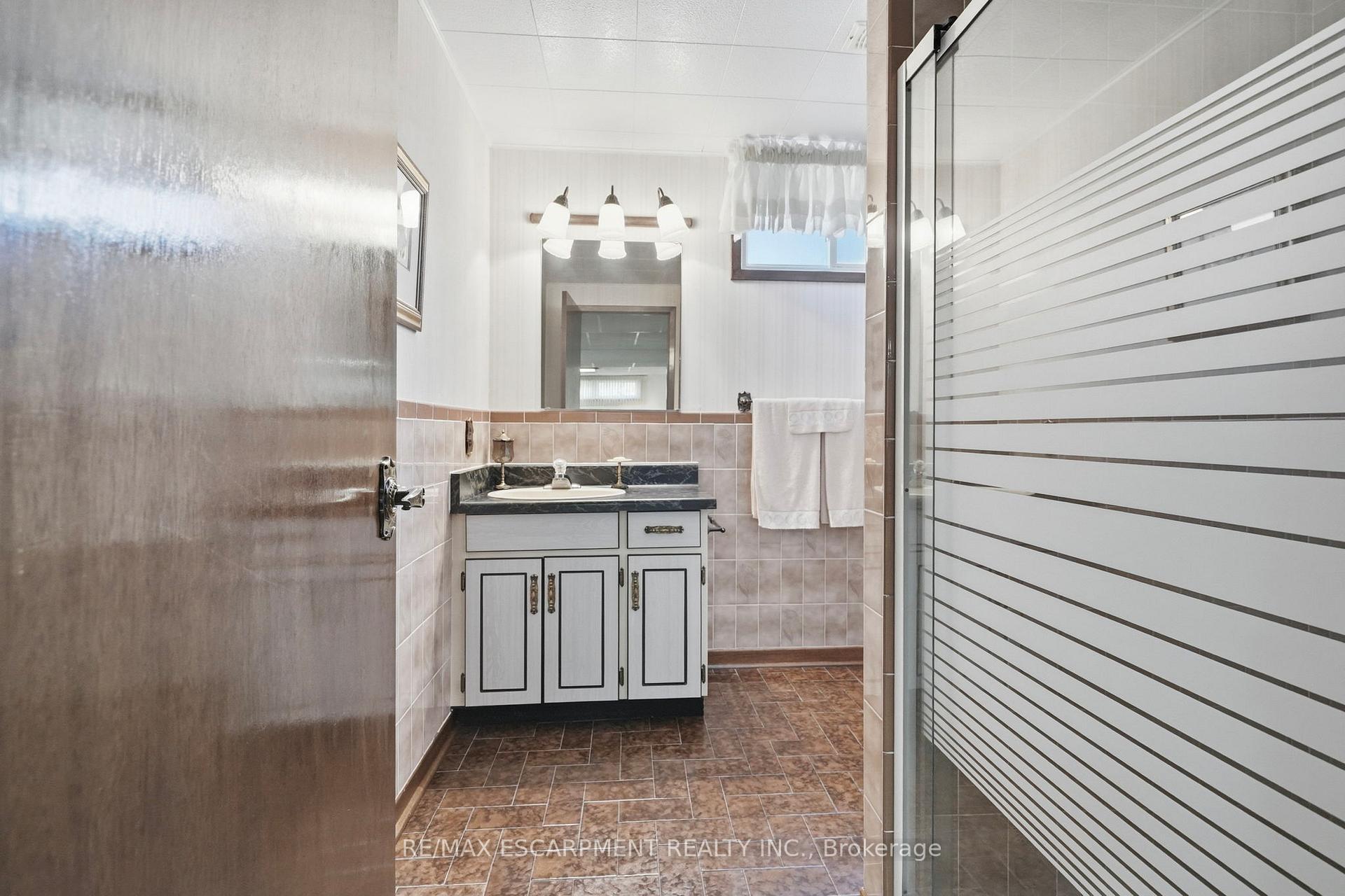 Photo 26 of 11 Tanera Crescent, St. Catharines, Carlton/Bunting — HOMEH
