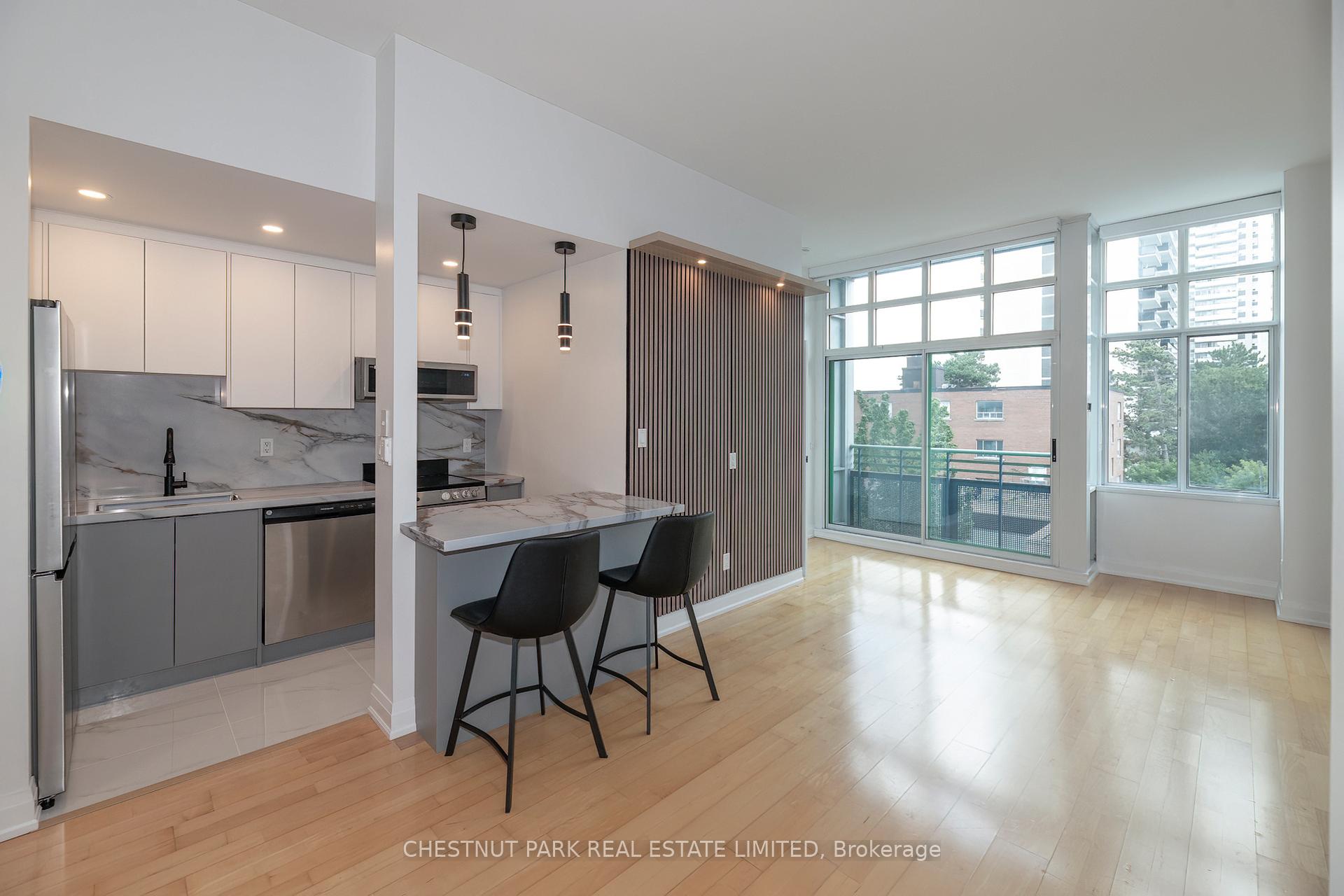 Photo 5 of Unit 302, 1901 Yonge Street, Toronto, Mount Pleasant West — HOMEH