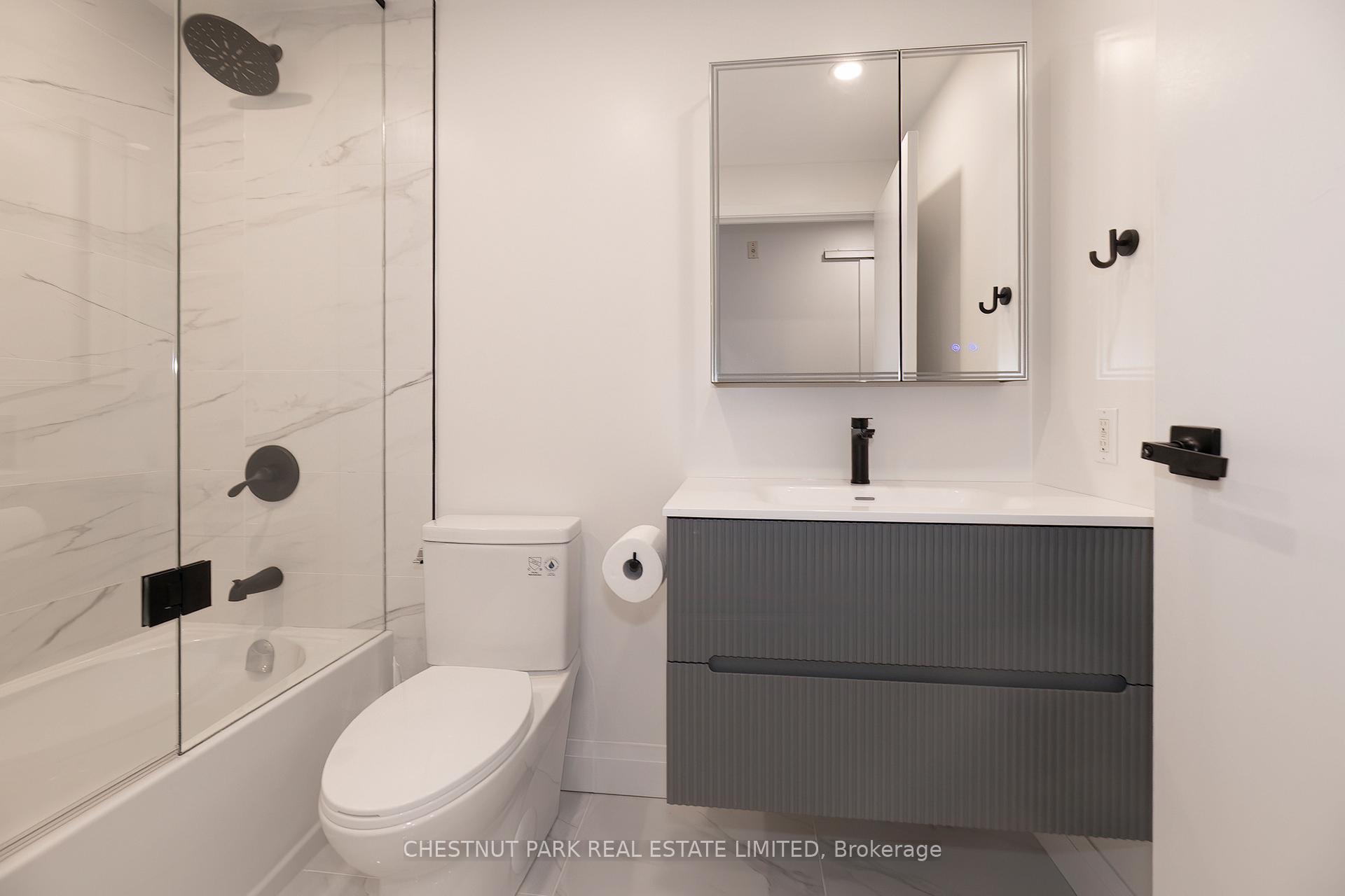 Photo 12 of Unit 302, 1901 Yonge Street, Toronto, Mount Pleasant West — HOMEH