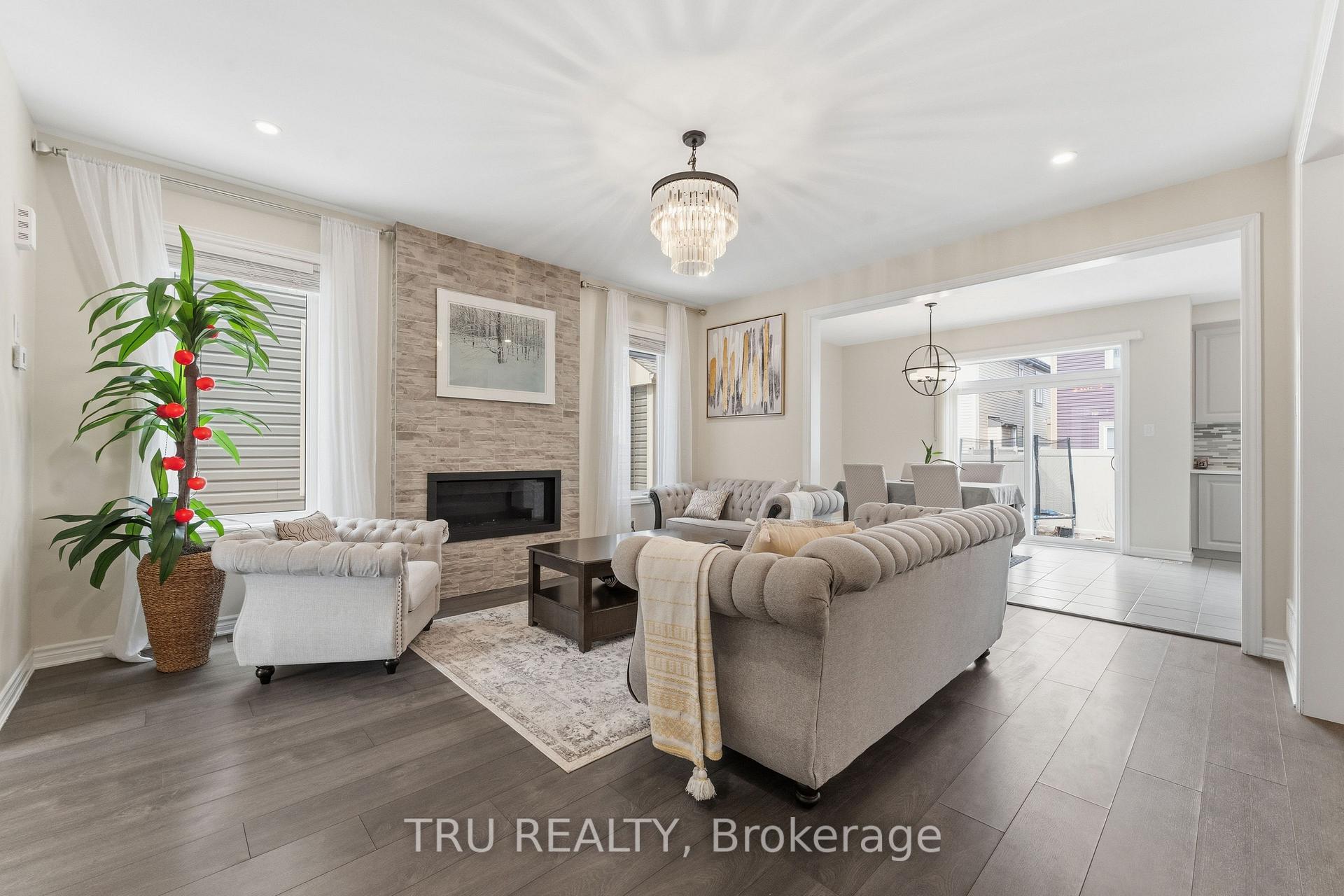 Photo 8 of 344 Sweetclover Way, Ottawa, Avalon West — HOMEH