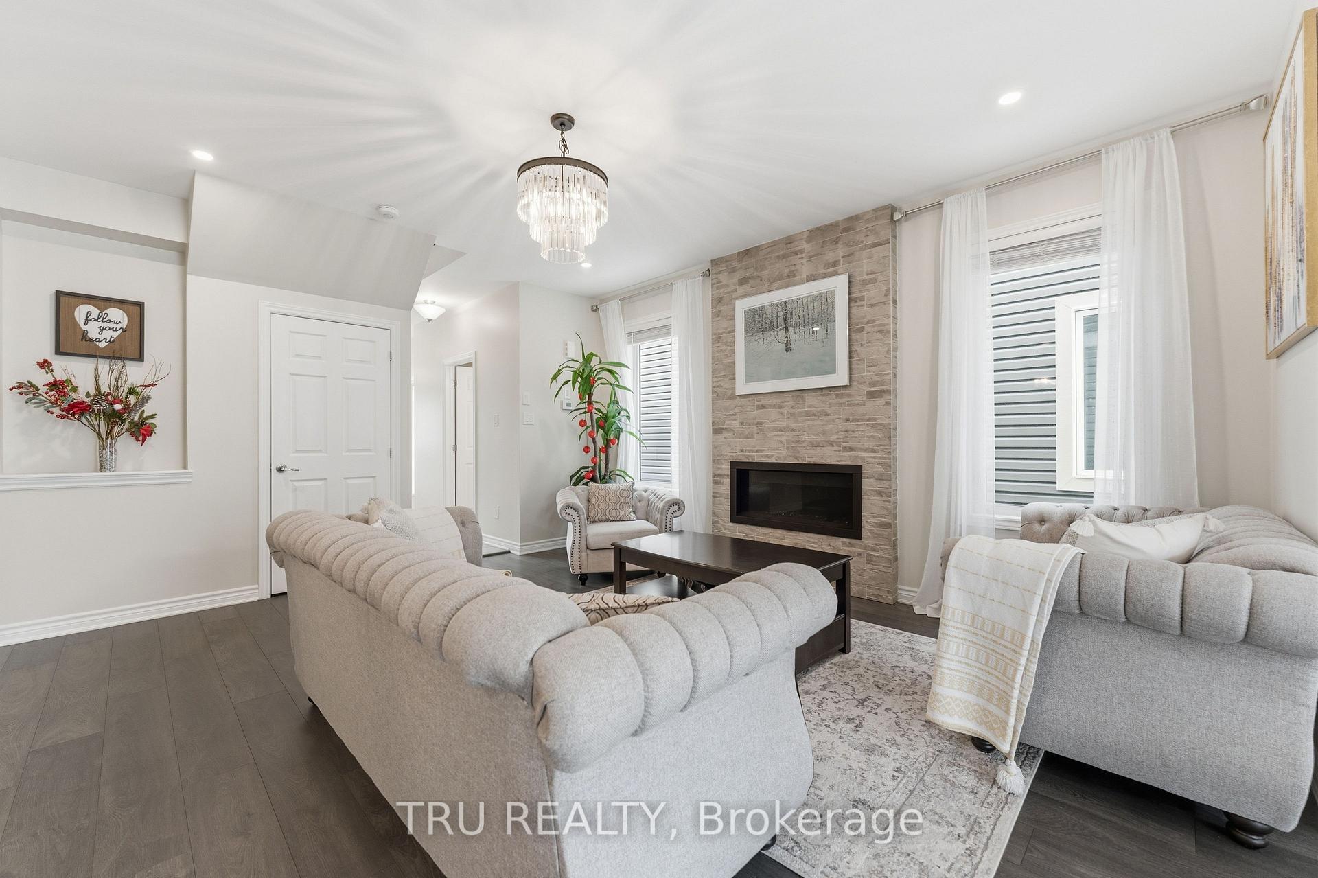 Photo 9 of 344 Sweetclover Way, Ottawa, Avalon West — HOMEH