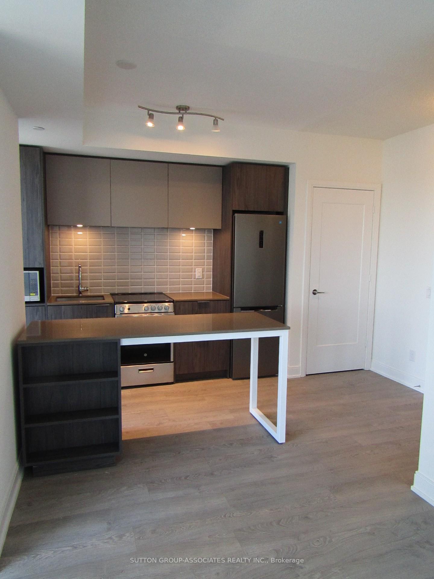 Photo 2 of Unit 1803, 70 Annie Craig Drive, Etobicoke, Mimico — HOMEH