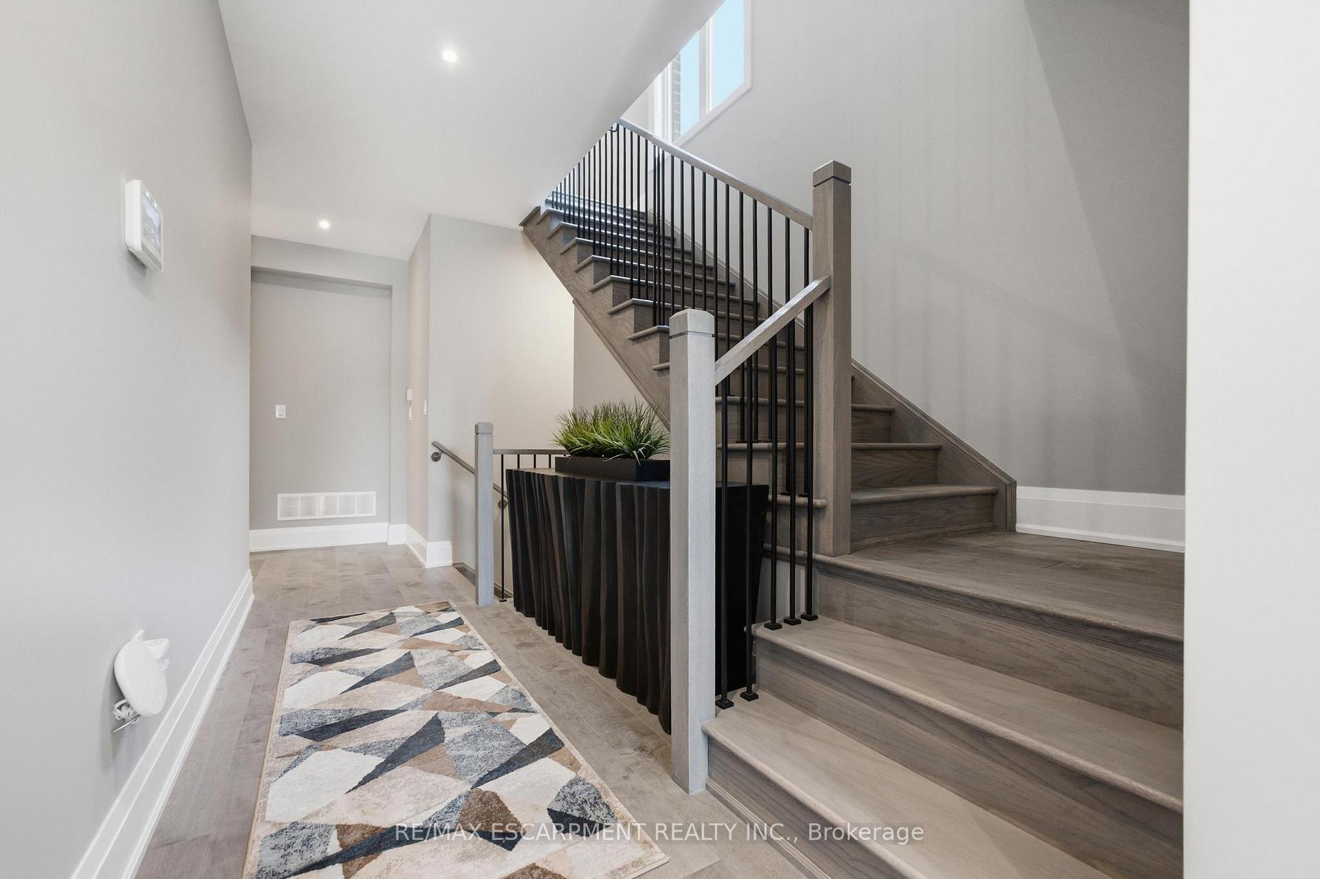 Photo 5 of 625 Fullum Landing, Milton, Cobban — HOMEH
