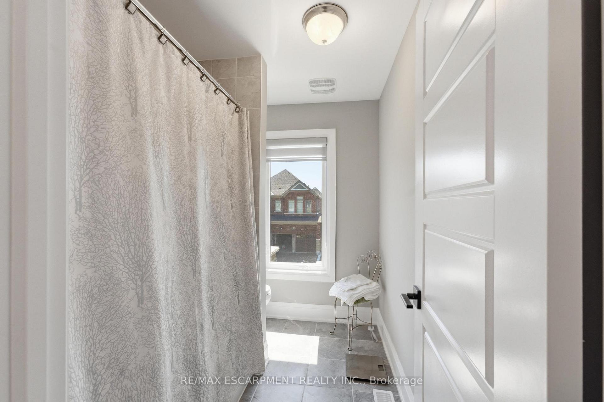 Photo 32 of 625 Fullum Landing, Milton, Cobban — HOMEH