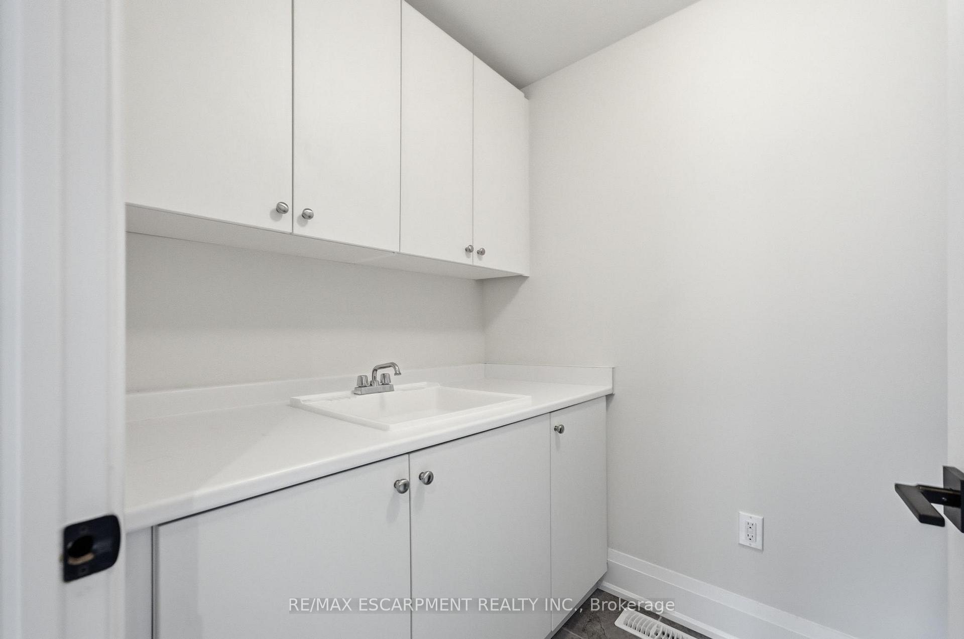 Photo 38 of 625 Fullum Landing, Milton, Cobban — HOMEH