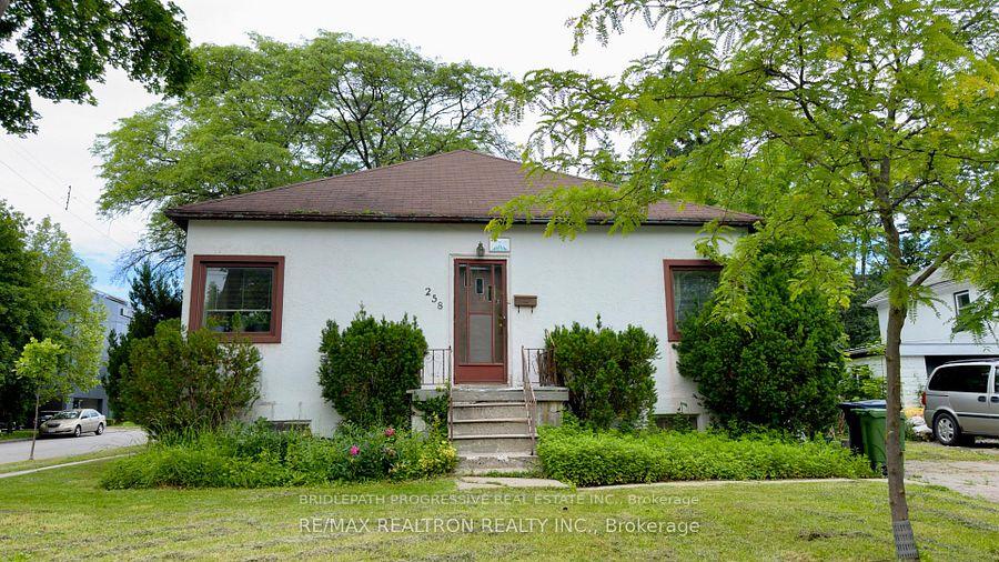 Photo 2 of 258 Bogert Avenue, North York, Lansing-Westgate — HOMEH
