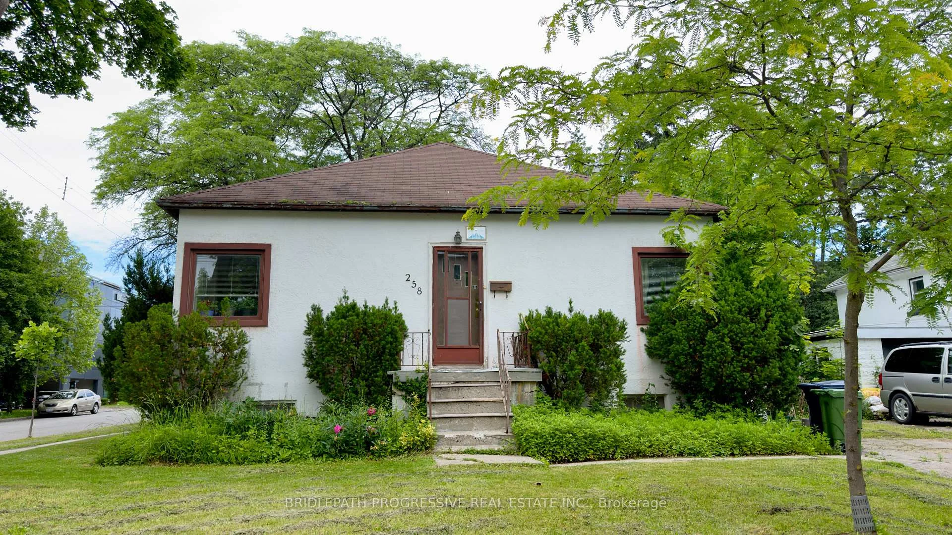 Photo 1 of 258 Bogert Avenue, North York, Lansing-Westgate — HOMEH