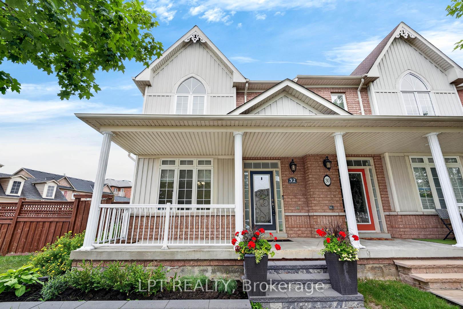 Photo 1 of 32 William Gaspar Court, Markham, Cornell — HOMEH