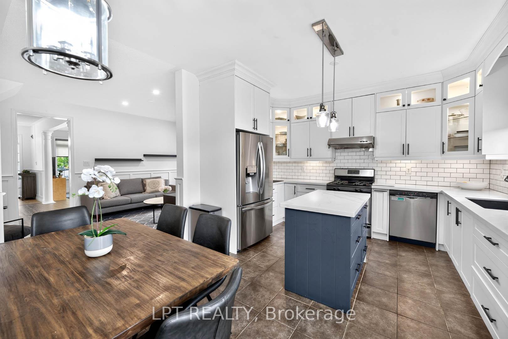 Photo 17 of 32 William Gaspar Court, Markham, Cornell — HOMEH
