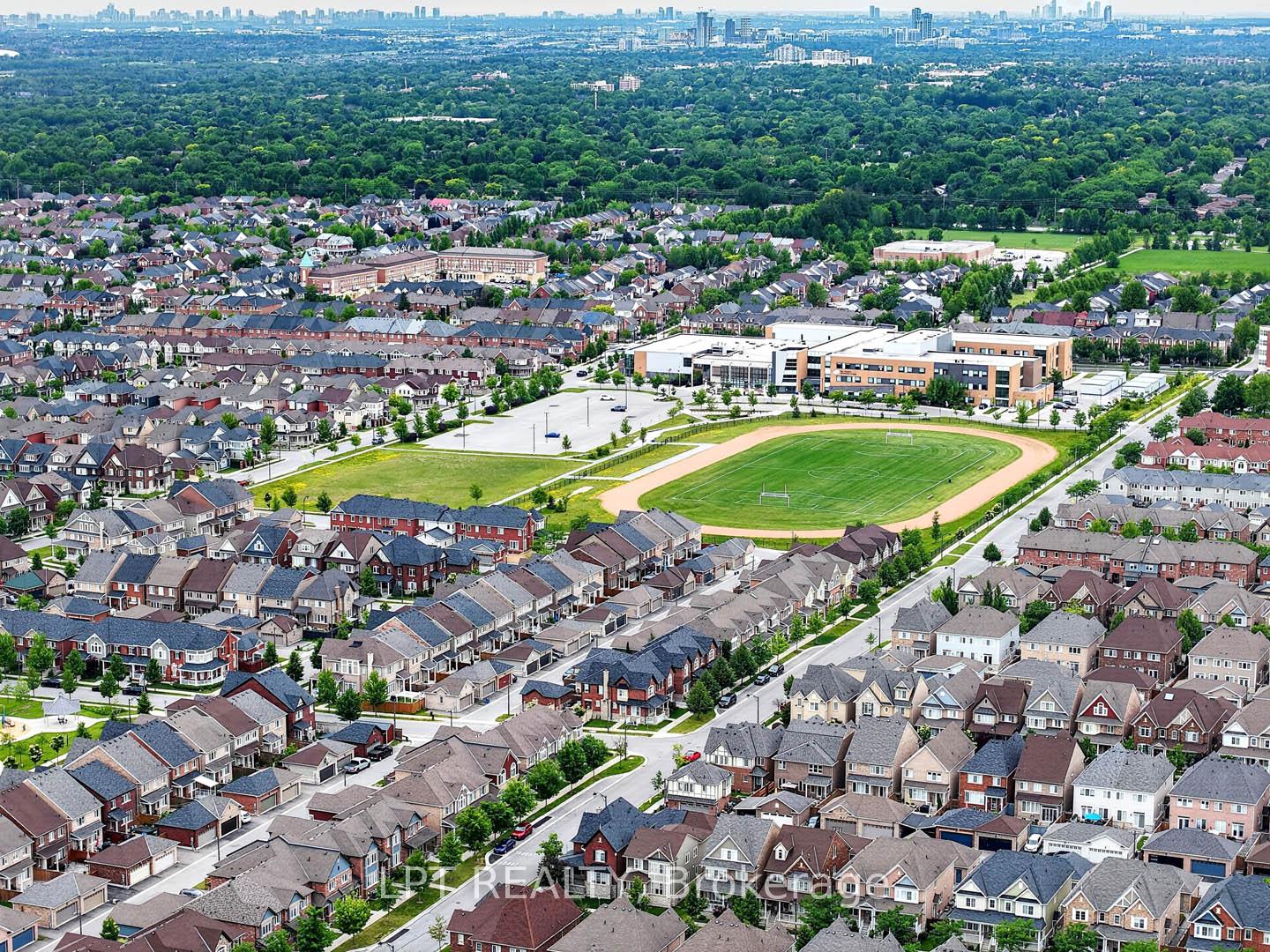 Photo 44 of 32 William Gaspar Court, Markham, Cornell — HOMEH