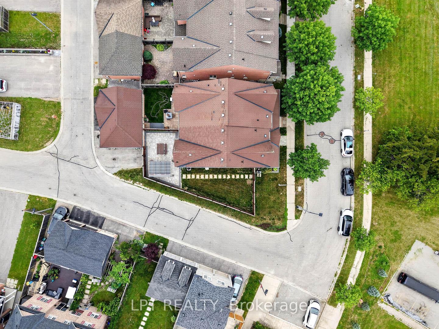 Photo 46 of 32 William Gaspar Court, Markham, Cornell — HOMEH