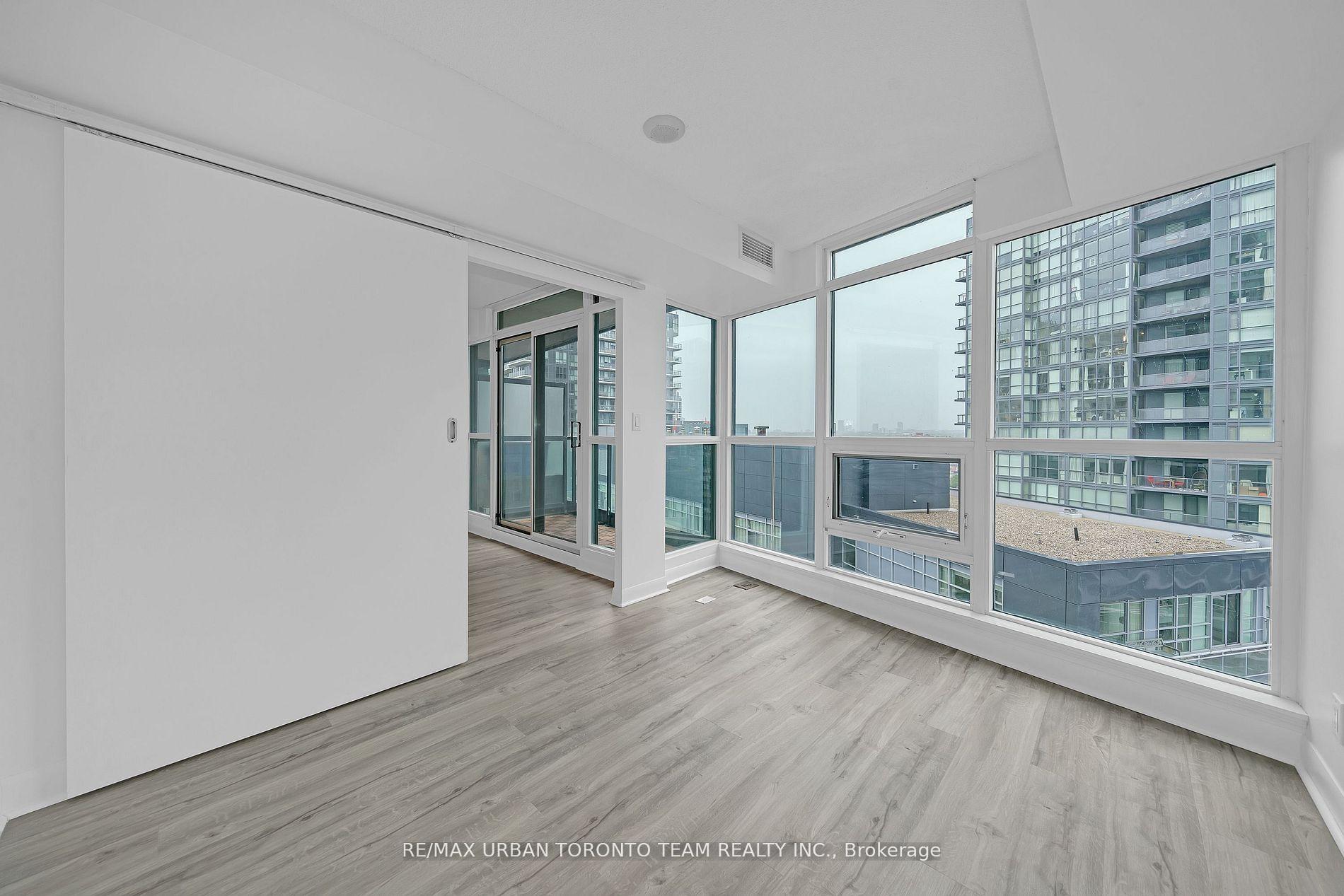 Photo 12 of Unit 1901, 600 Fleet Street, Toronto, Niagara — HOMEH