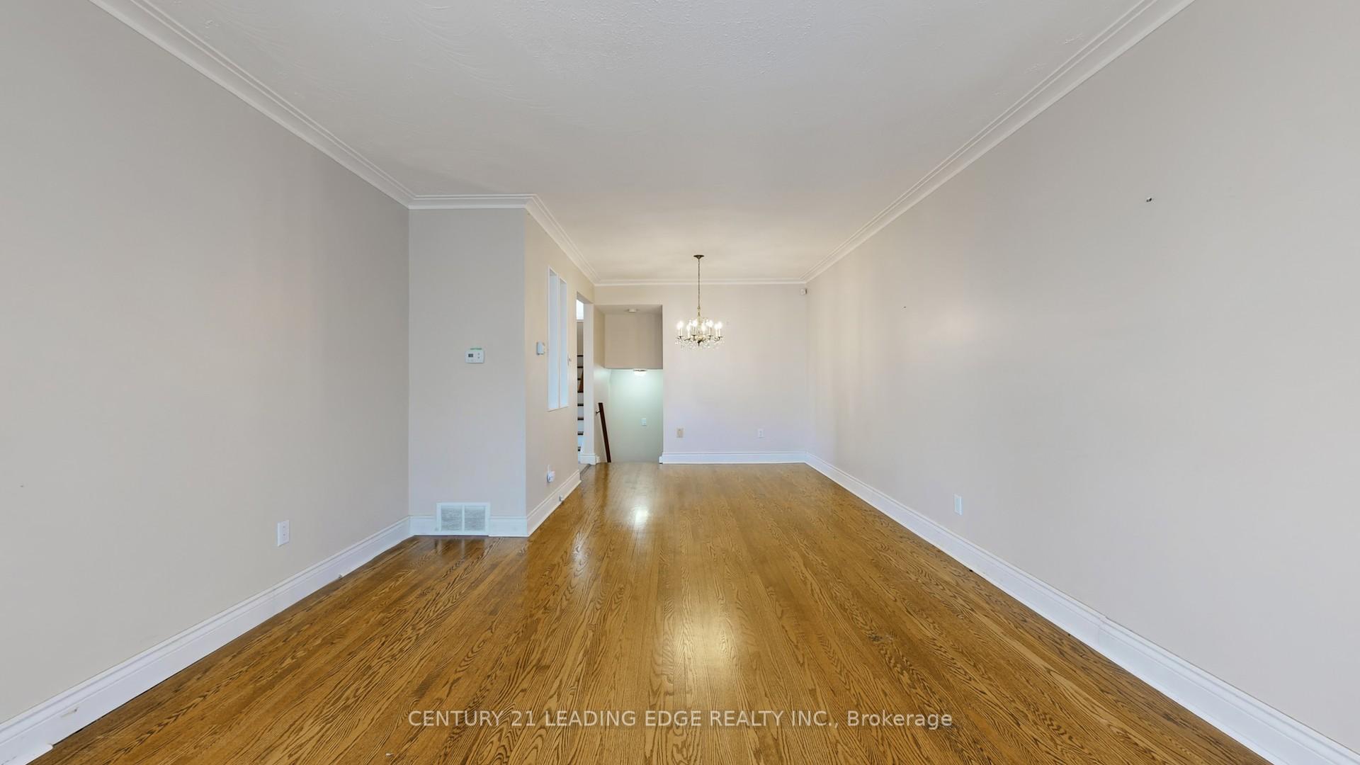 Photo 19 of 113 Sherwood Forest Drive, Markham, Bullock — HOMEH