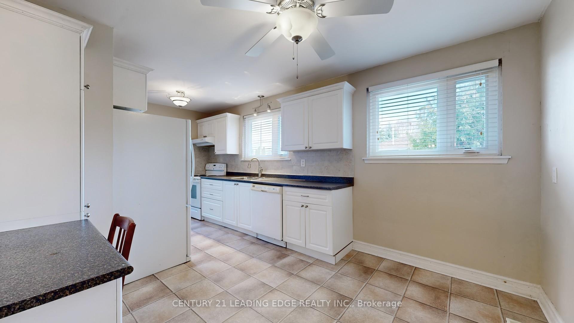 Photo 20 of 113 Sherwood Forest Drive, Markham, Bullock — HOMEH