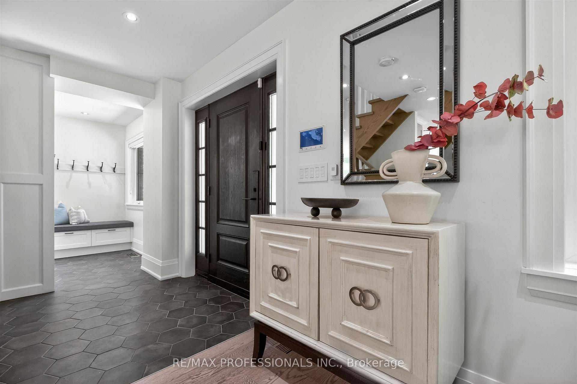Photo 56 of 9 Bernice Avenue, Etobicoke, Stonegate-Queensway — HOMEH