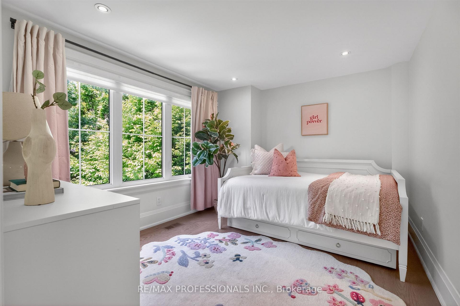 Photo 77 of 9 Bernice Avenue, Etobicoke, Stonegate-Queensway — HOMEH