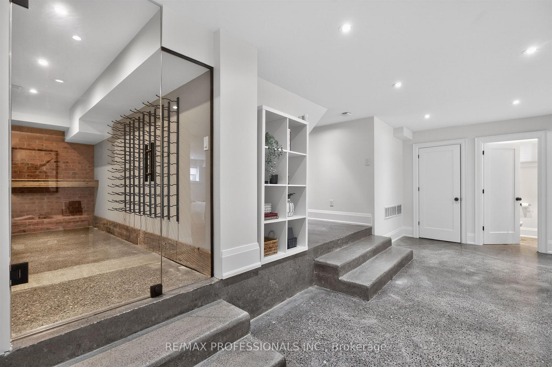 Photo 85 of 9 Bernice Avenue, Etobicoke, Stonegate-Queensway — HOMEH