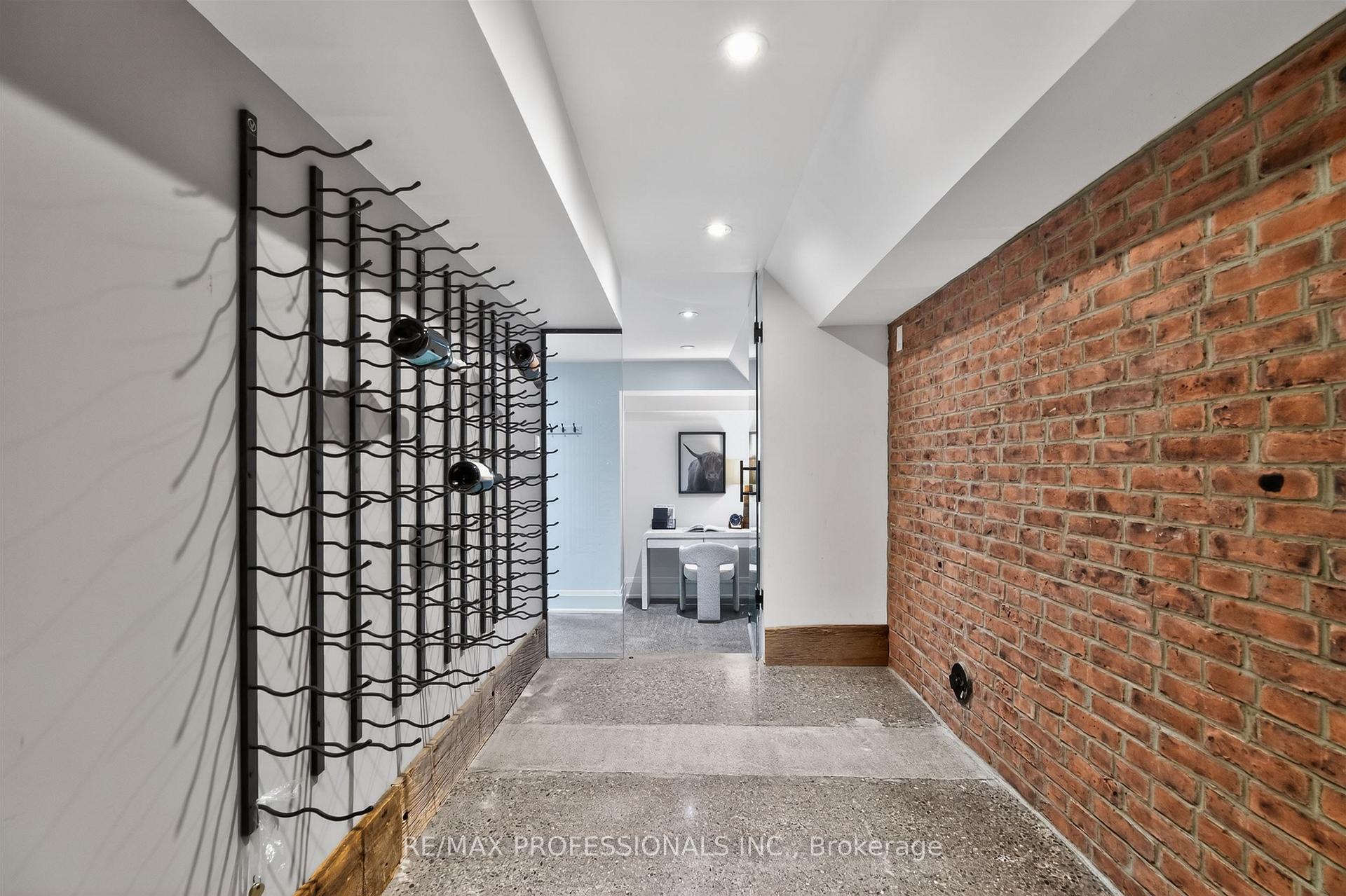 Photo 86 of 9 Bernice Avenue, Etobicoke, Stonegate-Queensway — HOMEH