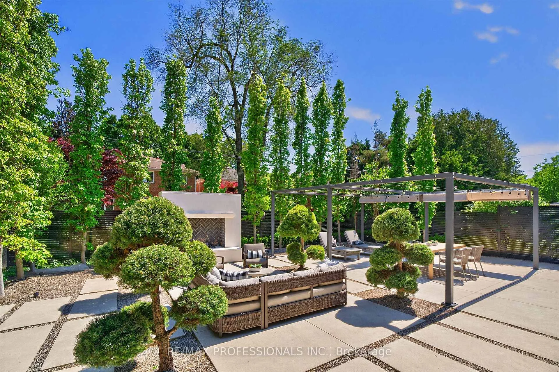 Photo 6 of 9 Bernice Avenue, Etobicoke, Stonegate-Queensway — HOMEH