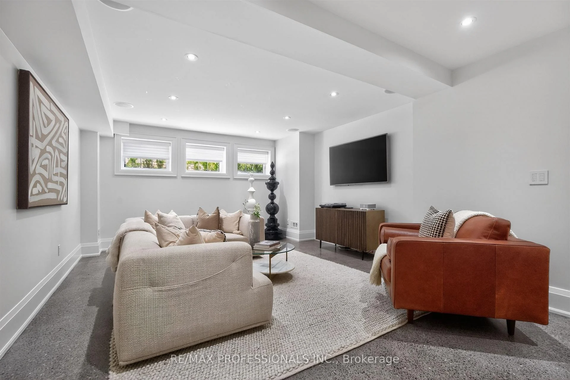 Photo 15 of 9 Bernice Avenue, Etobicoke, Stonegate-Queensway — HOMEH