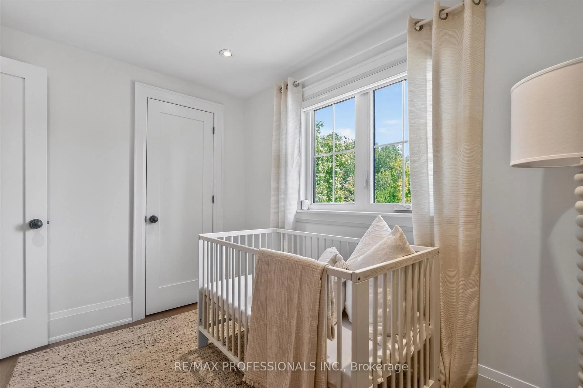 Photo 17 of 9 Bernice Avenue, Etobicoke, Stonegate-Queensway — HOMEH