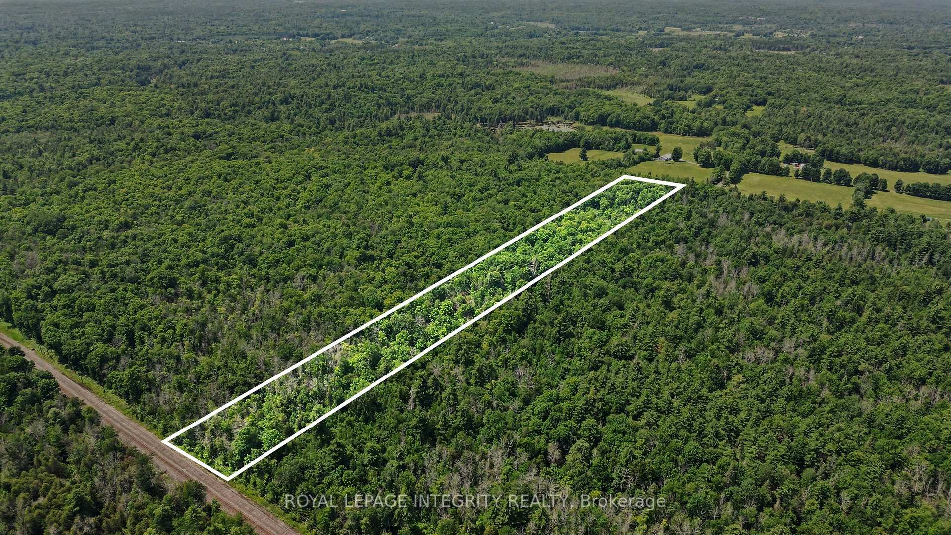 Photo 2 of 2657 Palmer Road, Tay Valley, Bathurst/Burgess & Sherbrooke (Bathurst) Twp — HOMEH