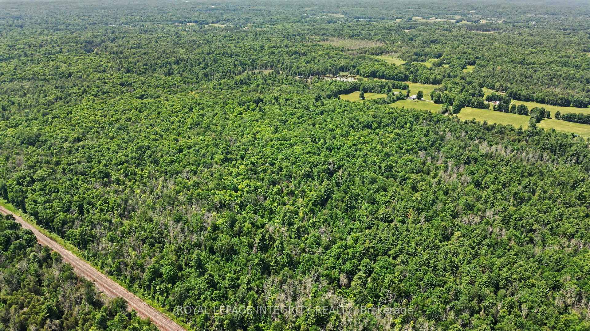 Photo 9 of 2657 Palmer Road, Tay Valley, Bathurst/Burgess & Sherbrooke (Bathurst) Twp — HOMEH