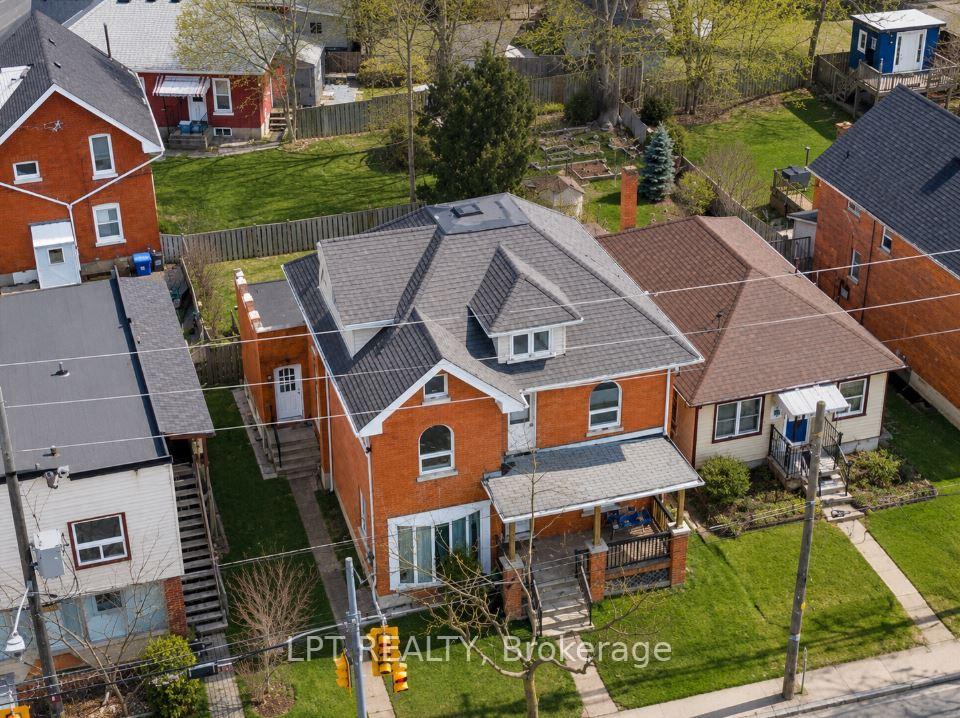 Photo of 219 Erie Avenue