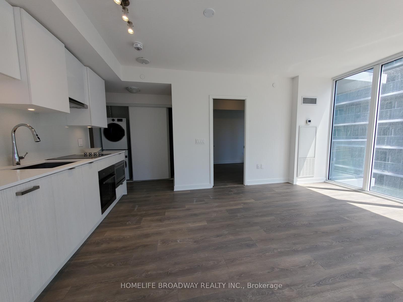 Photo 4 of Unit 909, 99 Broadway Avenue, Toronto, Mount Pleasant West — HOMEH