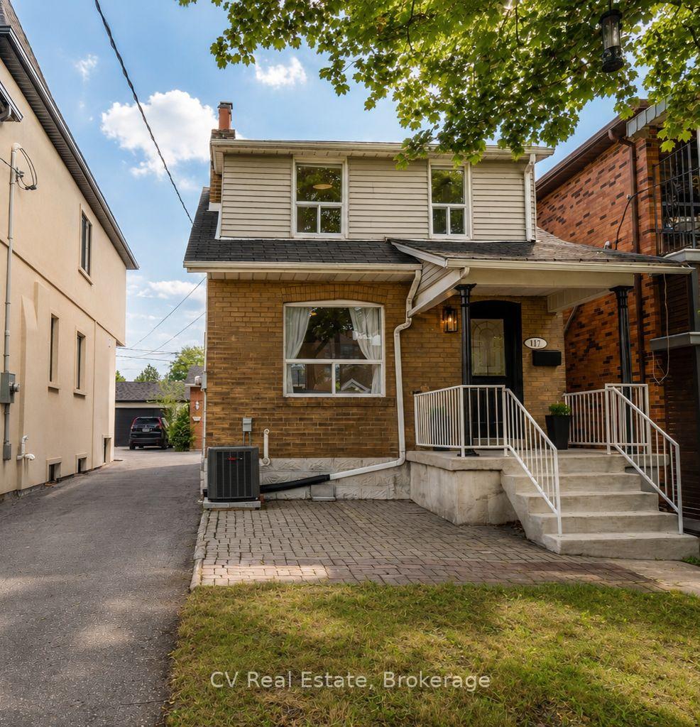 Photo 4 of 117 Regent Street, Toronto, Keelesdale-Eglinton West — HOMEH