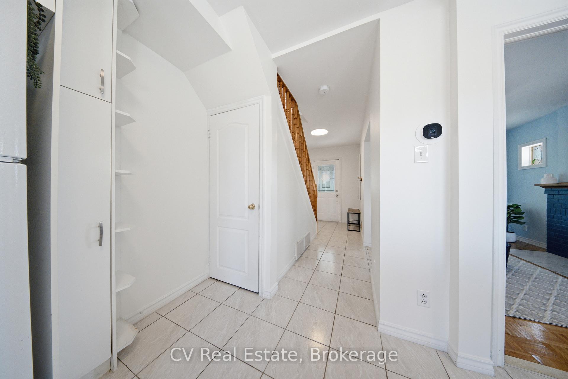Photo 18 of 117 Regent Street, Toronto, Keelesdale-Eglinton West — HOMEH