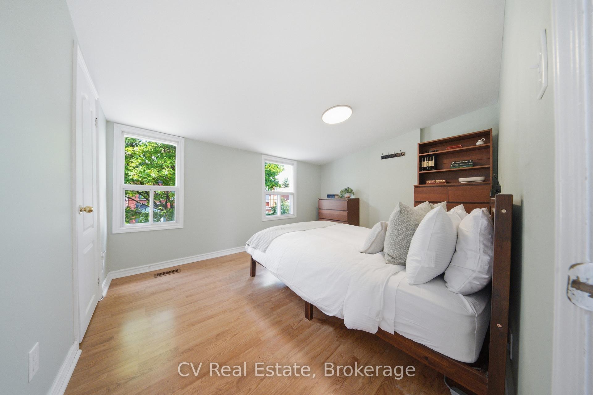 Photo 20 of 117 Regent Street, Toronto, Keelesdale-Eglinton West — HOMEH