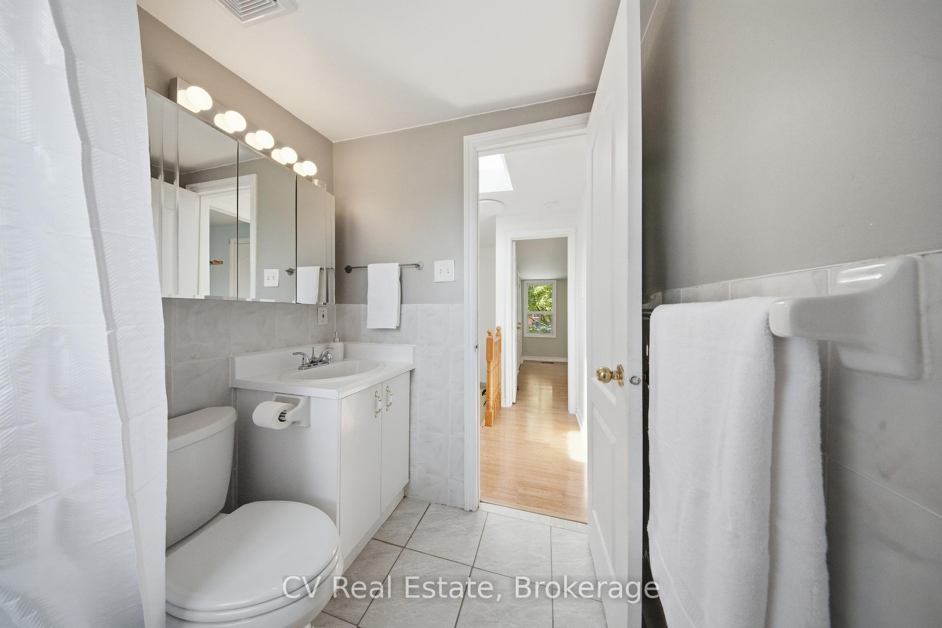 Photo 29 of 117 Regent Street, Toronto, Keelesdale-Eglinton West — HOMEH
